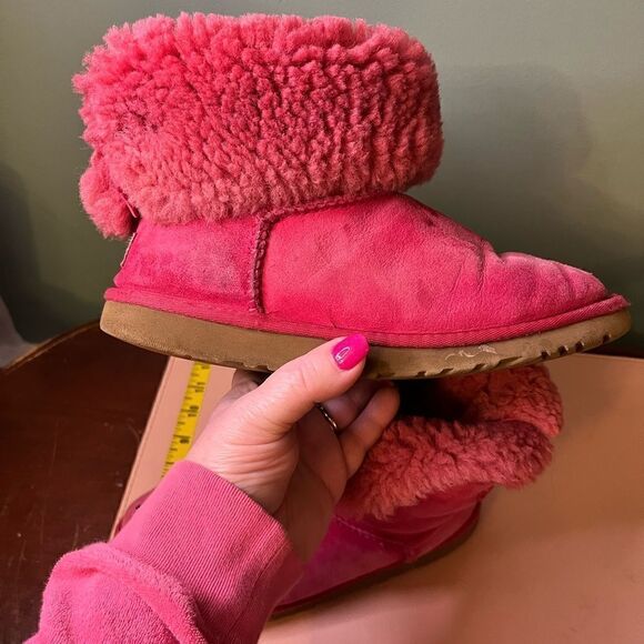 UGG Pink Boots With BowsโSize 8 WORNโUSED - Picture 3 of 15